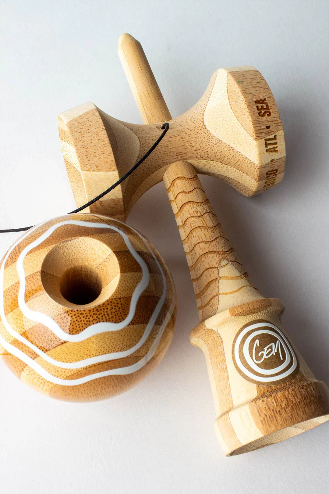 Sweets Kendama | GEORGE MARSHALL v3 | AMPED