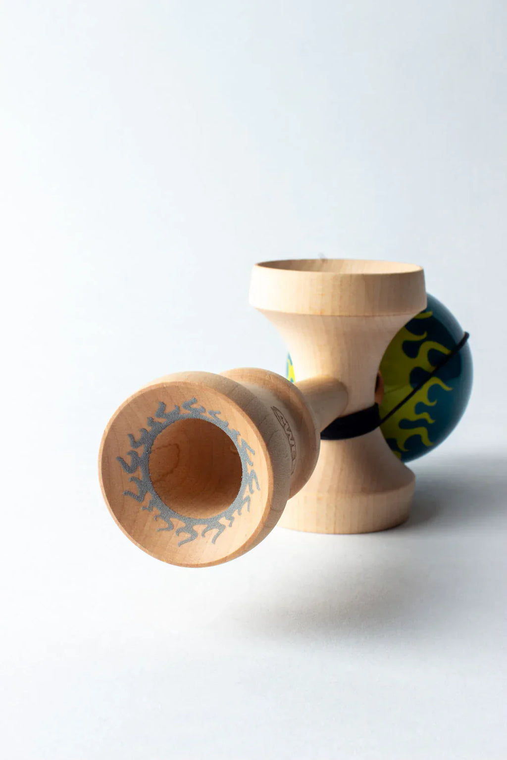 Sweets Kendama | Cooper Eddy Pro Mod | Legend Shape