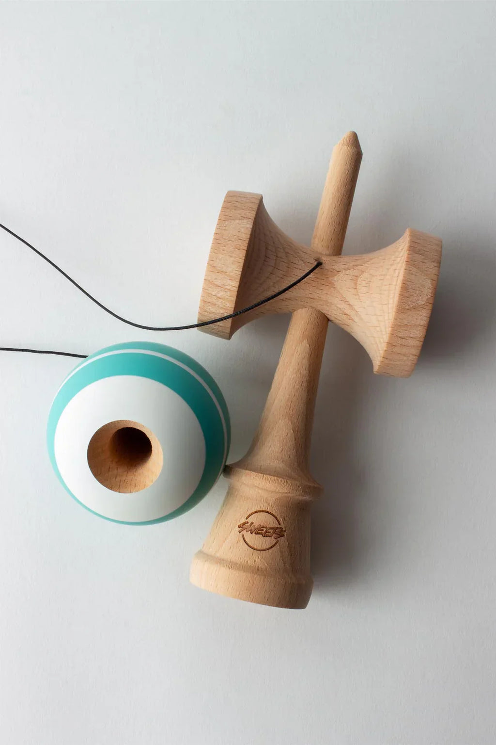 Sweets Kendama | Tracker Seafoam |